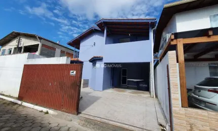 Casa com 3 quartos à venda no Ingleses, Florianópolis  por R$ 438.000
