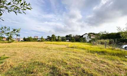 Terreno à venda no São João do Rio Vermelho, Florianópolis  por R$ 850.000
