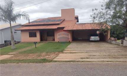 SOBRADO COM 3 QUARTOS SENDO 1 SUITE NO CONDOMINIO RESIDENCIAL VILLAGE IPANEMA I - ARAÇOIABA DA SERRA-SP