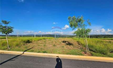 Terreno totalmente plano com 197m² em Votorantim - Vivalegro