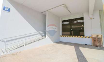 Galpão com 900m² para locação em condomino, VIla Iporanga por R$18.010,00