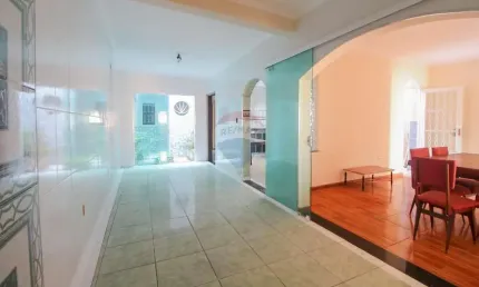 Casa Sobrado à venda Comércio | Residêncial | 3 suítes | 7 Banheiros | 4 vagas | Centro Sorocaba/SP