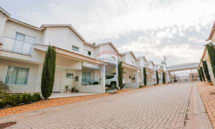 Casa à venda, com 3 suítes, 2 vagas cobertas no Condomínio Villa Lumière Jardim Pagliato, Sorocaba/SP