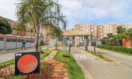 Apartamento de 48m² com 2 quartos, 1 vaga de garagem semi-mobiliado
