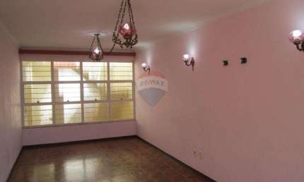 Casa Comercial para Locação Bairro Santa Terezinha.