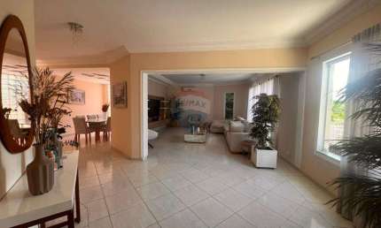 Casa com Piscina para alugar no Jardim Pagliato em Sorocaba