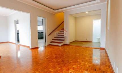 Casa à Venda,  3 dormitórios sendo 1 suite, piscina e área gourmet  - Jardim Embaixador Sorocaba SP