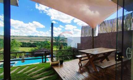 Casa de Campo aluga, 3 quartos, sendo 2 suítes, no Bairro do Cercado em Araçoiaba da Serra-SP
