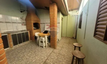 Casa à venda com 3 quartos no Parque São João em Votorantim - SP