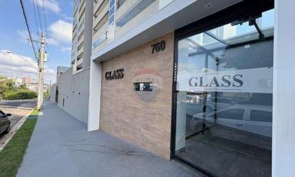 Apartamento para locação 3 quartos (1 suíte), 2 vagas cobertas, 88 m², R$3.800,00 no Condomínio Glass Campolim, Jardim Portal da Colina, Sorocaba/SP.