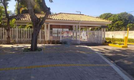 casa em condomínio para aluguel 3 quartos e 1 suíte