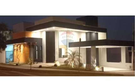 Casa em condomínio no Residencial Jardim para alugar com modulados