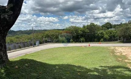 Terreno  de esquina com 549 m²  - residencial jardim renaissance - topografia privilegiada.