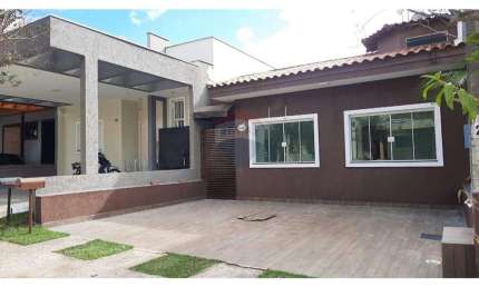 Casa em condomínio fechado com 3 quartos para alugar no Horto Florestal, Sorocaba 
