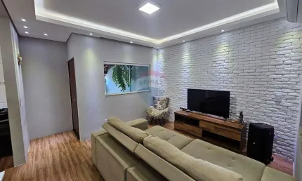 Casa térrea 144m2, 3 quartos, suíte, área gourmet e quintal amplo, no Piazza di Roma