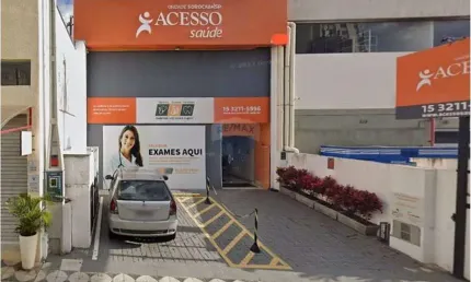 Prédio comercial no centro de sorocaba com recepção e 8 salas,  450m² de área construída