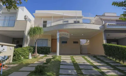 Casa à VENDA - Condomínio Villa dos Inglezes - 3 suítes, escritório e piscina - 222m² - AC
