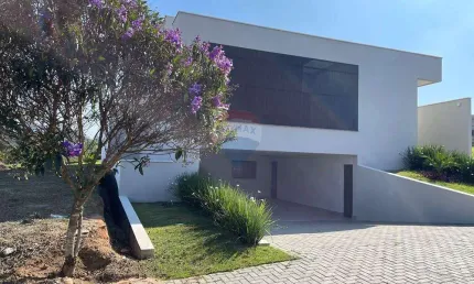 Casa para locação com 3 quartos em Alphaville Castelo - Itu - SP