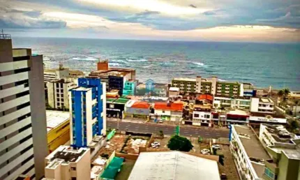 Apartamento na pituba, 3 quartos sendo 1 suíte, varanda, dependência completa e 1 vaga de garagem