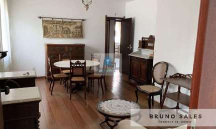 Apartamento nascente na Graça, 2 quartos sendo 1 suíte, área de serviço com quarto de serviço, 1 vaga de garagem, armários na cozinha.