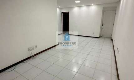 Apartamento na Pituba com 3 quartos, sendo um suíte, dependência completa e 1 vaga de garagem.