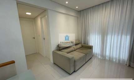 Apartamento no City Park, 2 quartos, sendo 1 suíte, 2 banheiros, 1 vaga de garagem coberta, área de serviço, varanda.