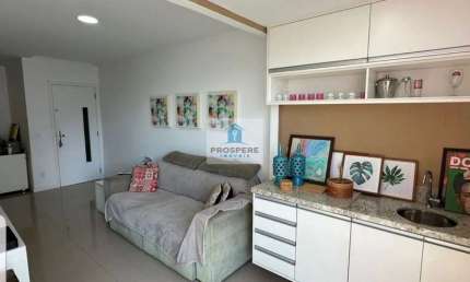 Apartamento no Jardim Apipema, 3 quartos, sendo 1 suíte, 3 banheiros, 2 vagas de garagem, área de serviço, varanda.