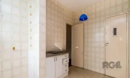 Apartamento 2 dormitórios à venda floresta porto alegre/rs