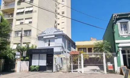 Terreno à venda na Rua Ramiro Barcelos, 1829, Rio Branco, Porto Alegre