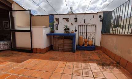 Cobertura 2 dormitórios à venda Petrópolis Porto Alegre/RS