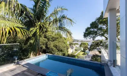 Casa 2 dormitórios à venda Vila Assunção Porto Alegre/RS