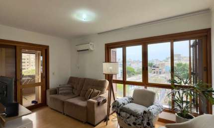 APARTAMENTO MOBILIADO DE 96M² COM 3 DORMITÓRIOS, SUÍTE E VAGA DE GARAGEM NO MENI