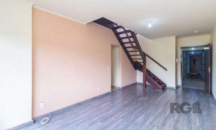 Excelente cobertura de 211m² com 3 dormitórios e 1 vaga.