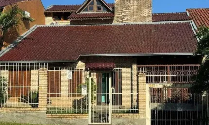 Casa com 4 quartos à venda na Rua Alcebíades Antônio dos Santos, 107, Nonoai, Porto Alegre