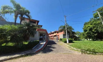 Casa em condomínio 3 dormitórios à venda menino deus porto alegre/rs