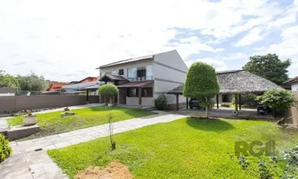 Com 4 dormitórios, incluindo uma suíte, é perfeita para acomodar toda a sua famí
