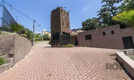 Terreno localizado no Condomínio Residencial Porto do Sol,
