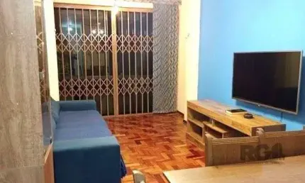 Apartamento de 2 dormitórios e vaga no Jardim Floresta