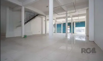 Prédio à venda na Avenida Protásio Alves, 5413, Petrópolis, Porto Alegre
