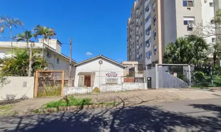 Terreno à venda na Rua Veríssimo Rosa - Até 499/500, 345, Partenon, Porto Alegre
