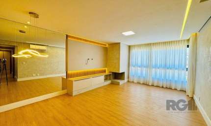 Apartamento 3 dormitórios à venda Três Figueiras Porto Alegre/RS