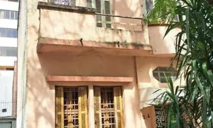 Apartamento de 3 quartos junto ao colégio Rosário em Porto Alegre