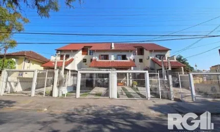 Casa 3 dormitórios à venda Jardim Planalto Porto Alegre/RS