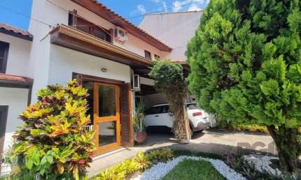 Casa Condomínio Cavalhada 03 Dormitórios Infra Completa