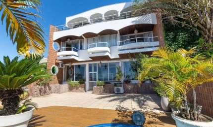 Casa 4 dormitórios à venda Vila Assunção Porto Alegre/RS