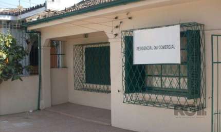 Casa comercial térrea na Av. Aparício Borges - Bairro Teresópolis