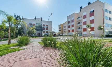 Apartamento semi mobiliado no bairro Hípica - 2 dormitórios