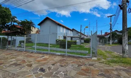 Sobrado no bairro Aberta dos Morros - 2 dormitórios - 1 suíte