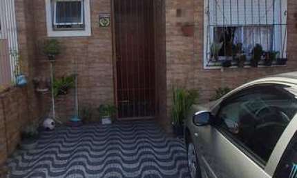 Casa com 2 quartos à venda na Rua Oito Mil Oitocentos e Vinte e Oito, 209, Restinga, Porto Alegre