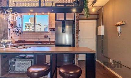 Studio mobiliado para comprar,  1 vaga, no bairro Rio Branco.